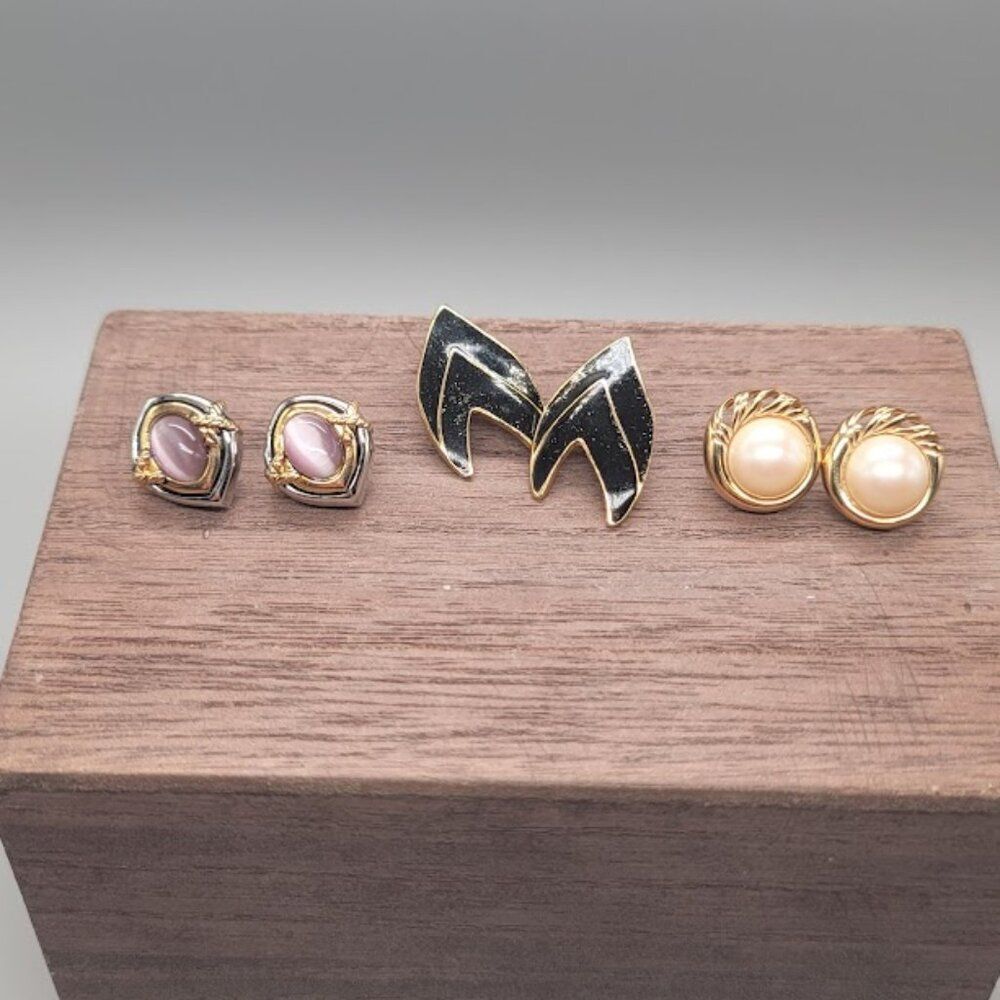 VINTAGE Lot Of 3 Pairs Of Earrings